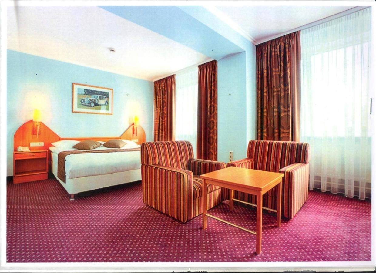 Фотографии номера Стандартный двухместный люкс с 1 кроватью в Гостинице Русотель Москва