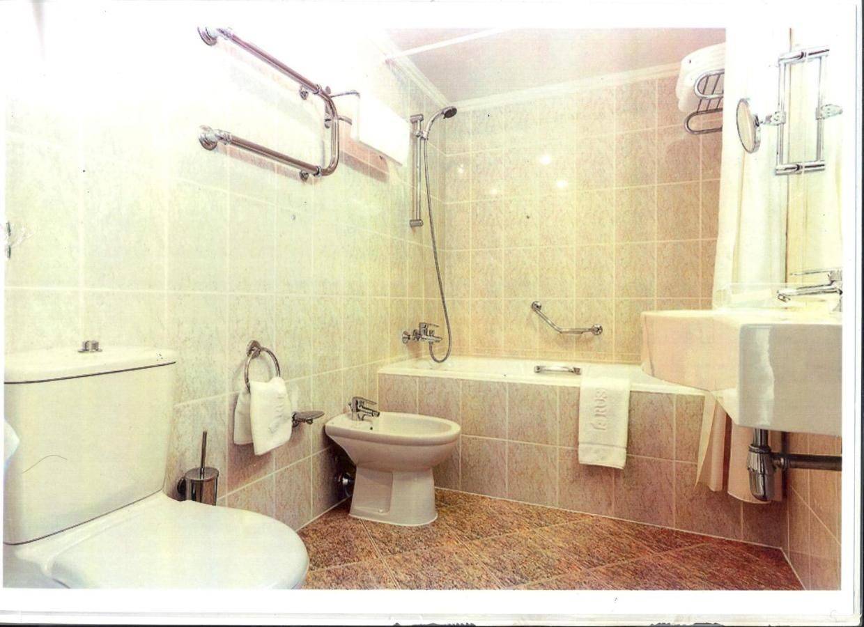 Фотографии номера Стандартный двухместный люкс с 1 кроватью в Гостинице Русотель Москва